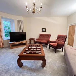Spacious Flat Sleeps 8 Near Princes Street Regno Unito