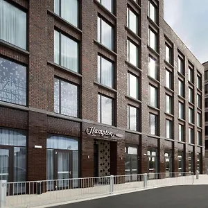 מלון Hampton By Hilton Docklands