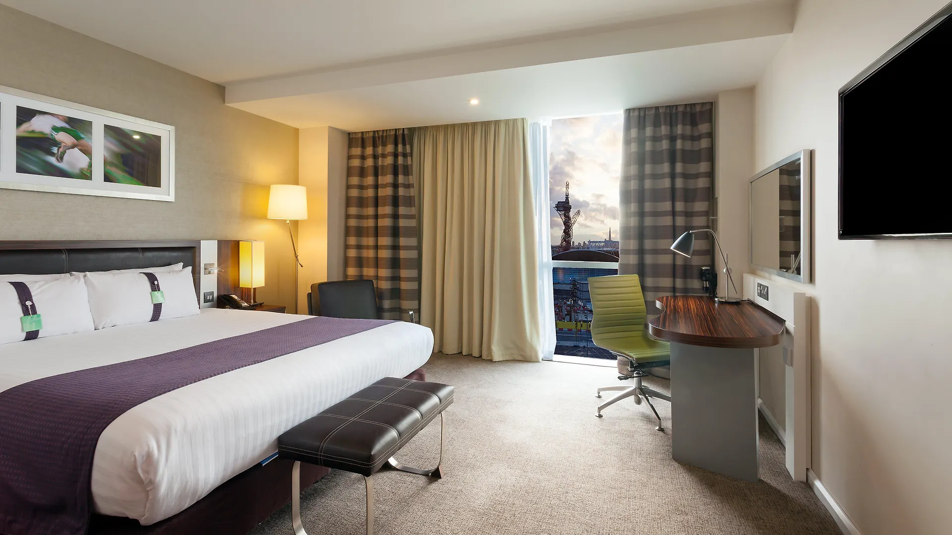 Hotel Hyatt Regency London Stratford 4*,  Regno Unito